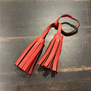 Coral Coach Legacy Tassel
